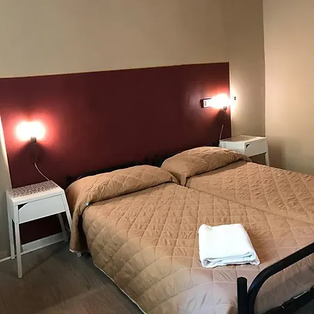 International Student House Hostel *